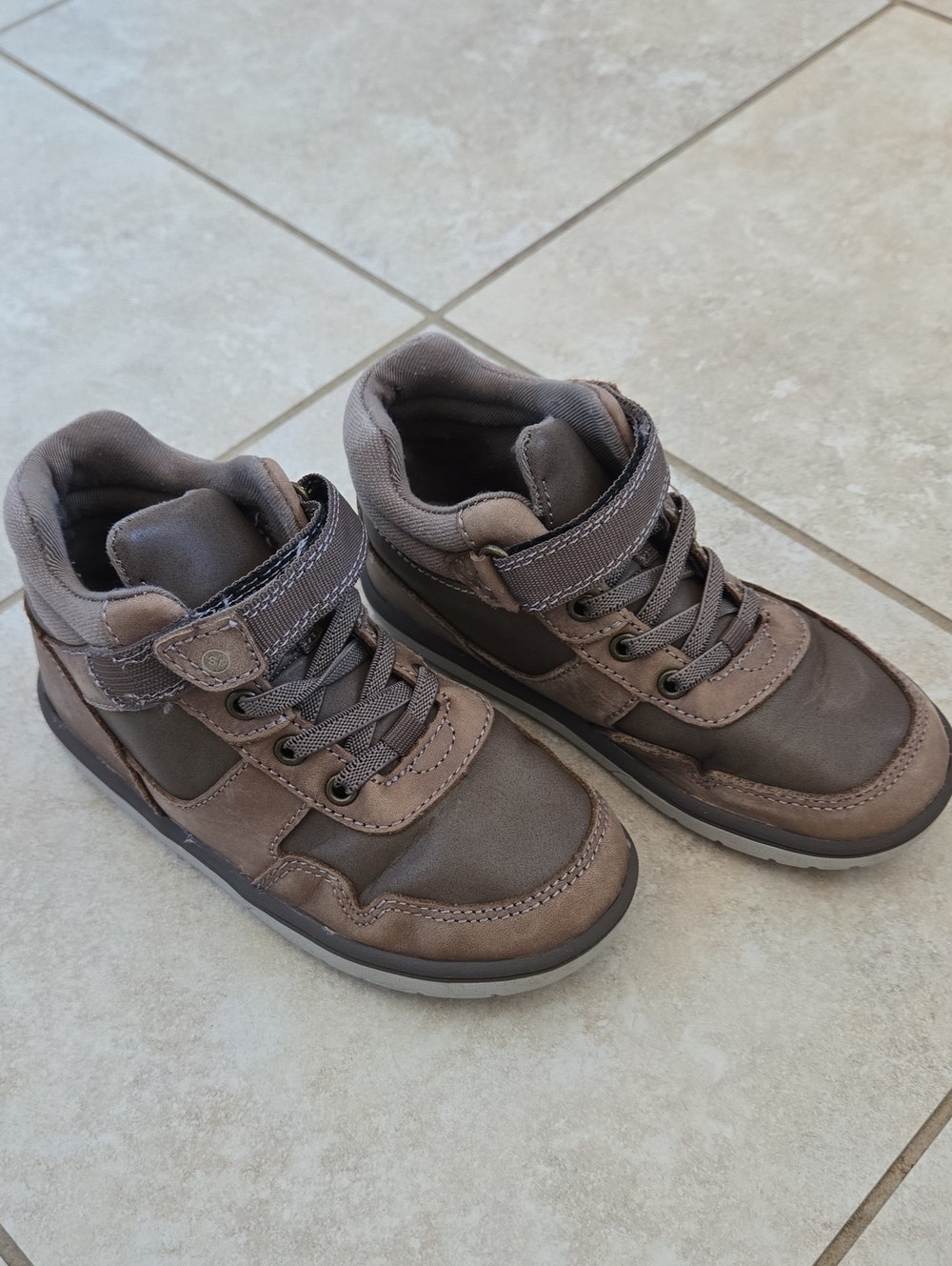 Stride Rite Kids Brown High-Top Sneakers with Hook-and-Loop Strap
